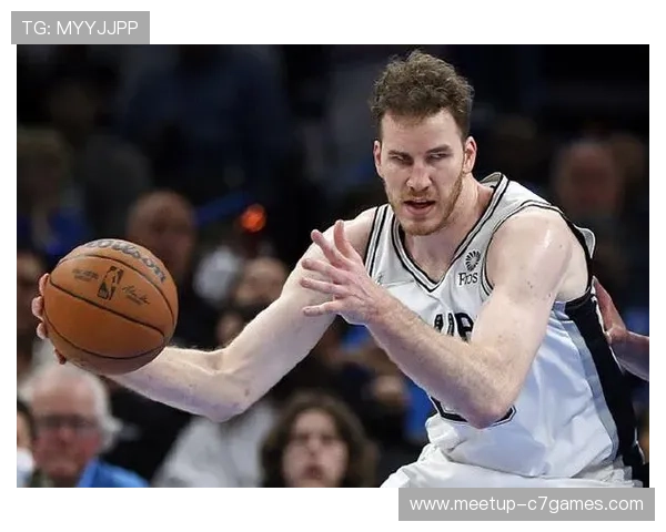 灰熊队最新比赛战况分析 力拼季后赛全力以赴