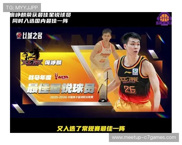 网坛焦点聚集新赛季顶尖对决明星球员表现引发热议